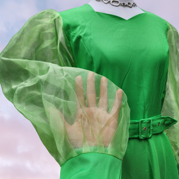 Vintage Green Maxi Dress - Picture 5 of 9